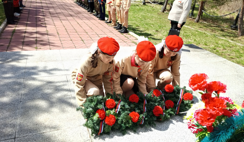 Памятное мероприятие «Есть память, которой не будет забвенья» у обелиска погибшим жителям с.Анастасьевка  в годы Великой Отечественной войны